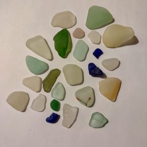 Genuine lake Erie Beach sea glass for crafts collecting or jewelry making